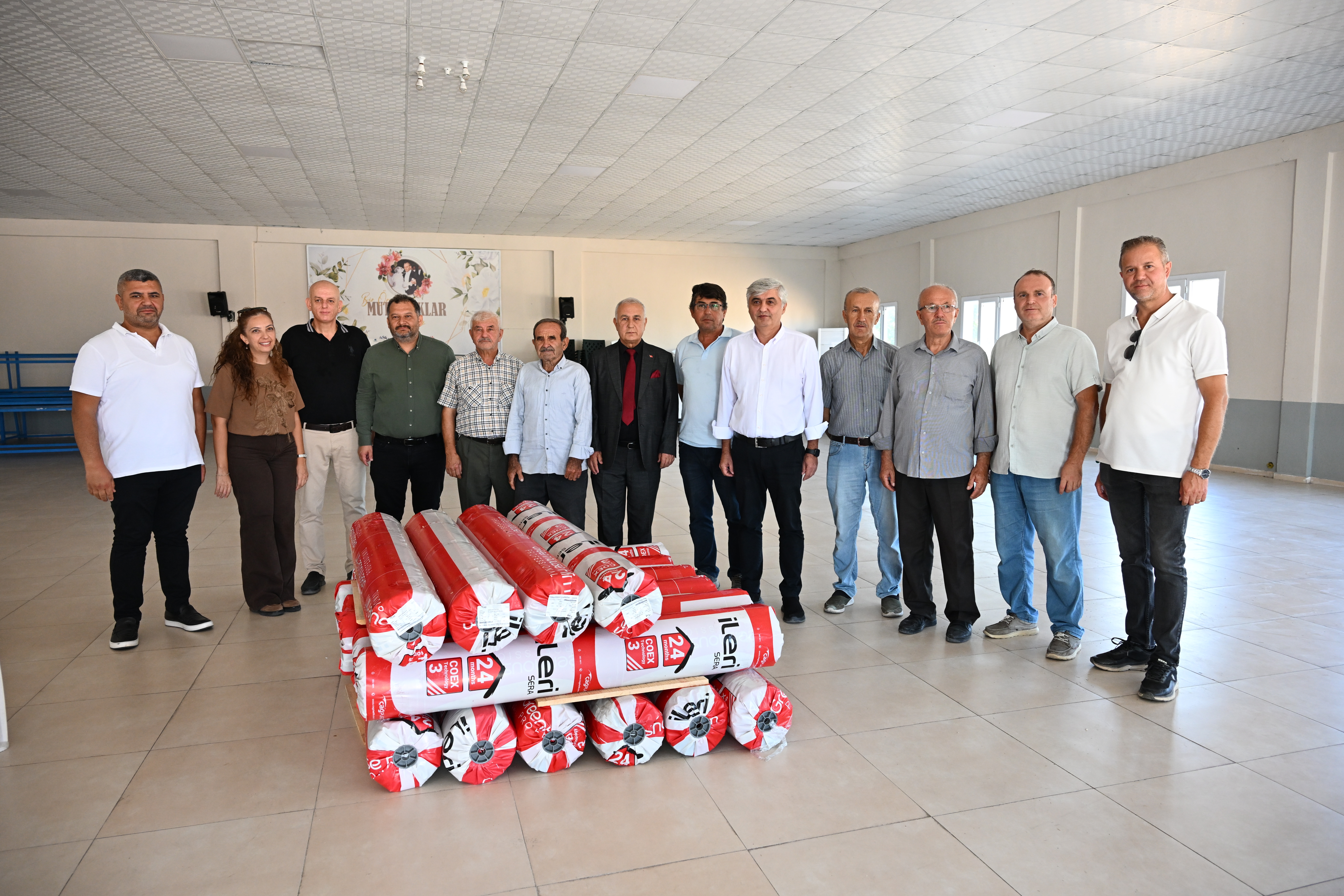 Büyükşehir’den Osmancalı’nın Çilek Üreticilerine Destek