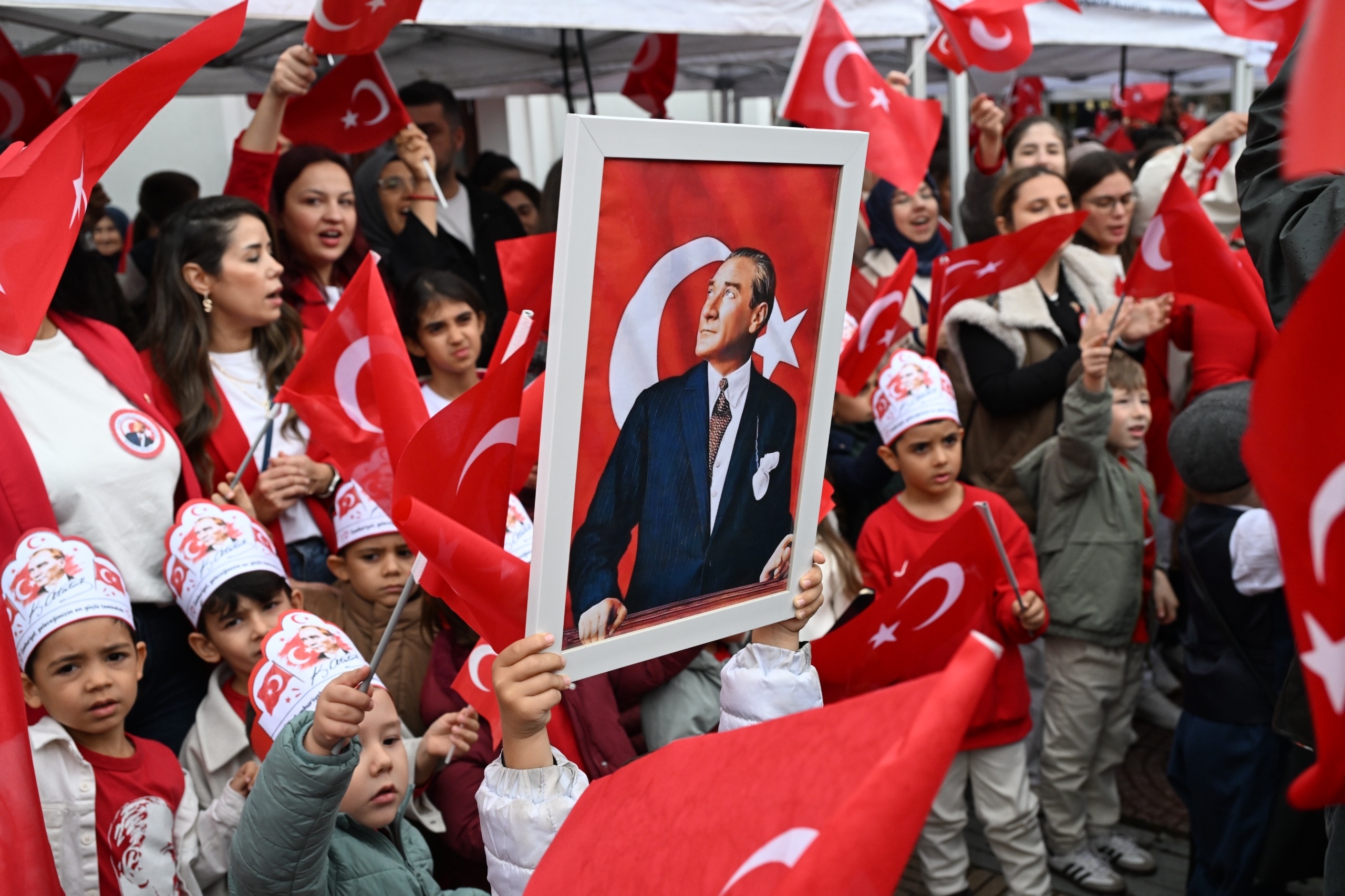 Cumhuriyetin Çocukları Manisa’da Buluştu